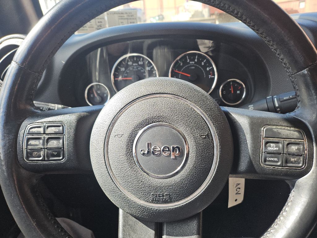 2014 Jeep Wrangler Image 7