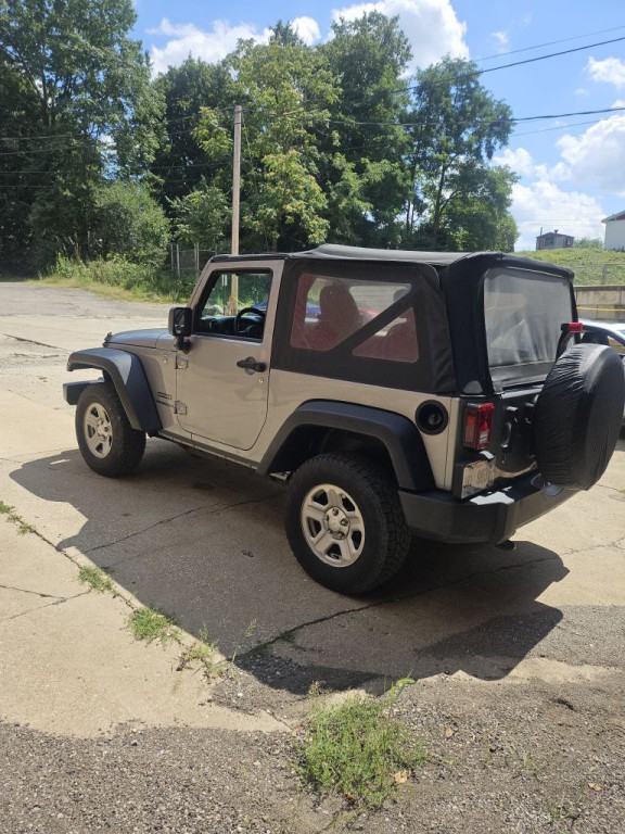 2014 Jeep Wrangler Image 29