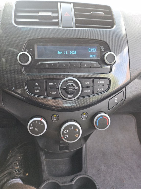 2015 Chevrolet Spark Image 10