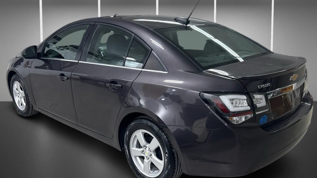 2016 Chevrolet Cruze Image 4