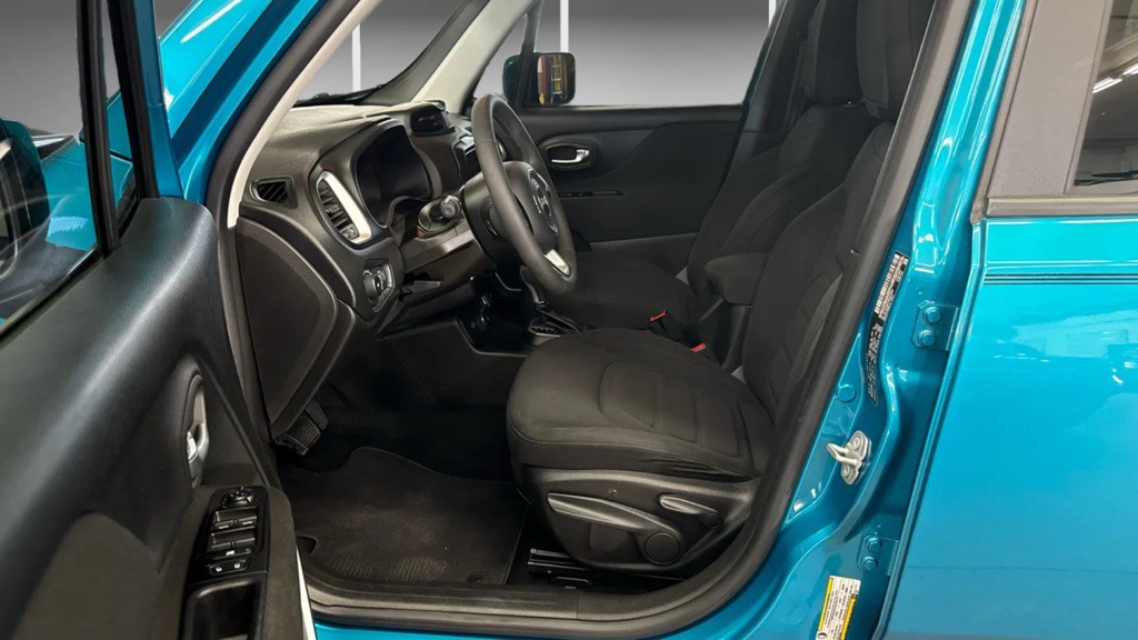 2021 Jeep Renegade Image 12