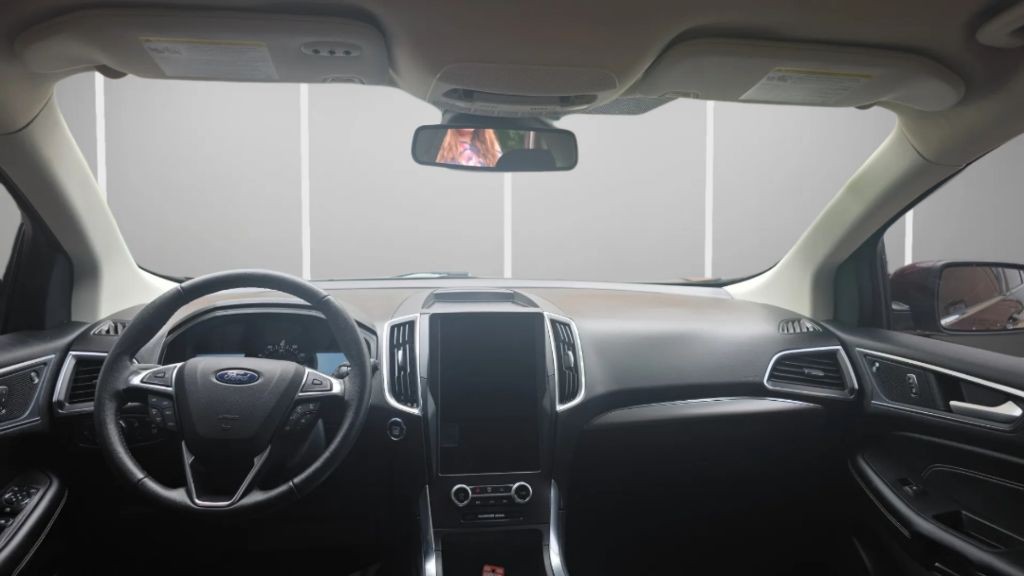 2022 Ford Edge Image 8