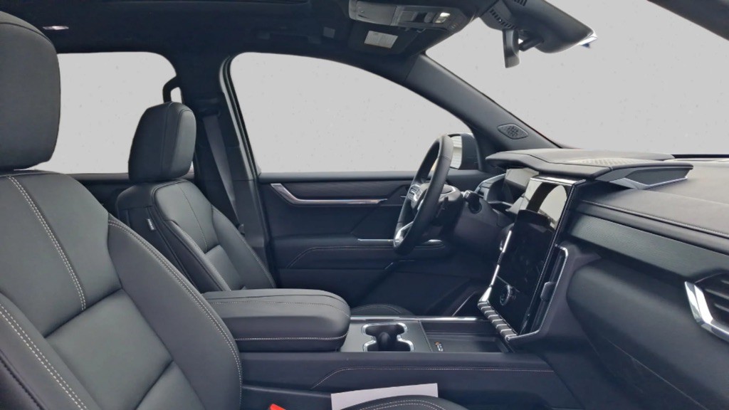 2025 GMC Acadia Image 10