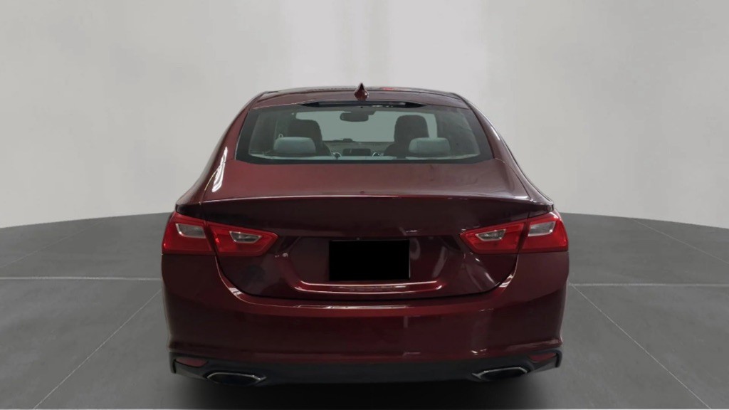 2016 Chevrolet Malibu Image 4