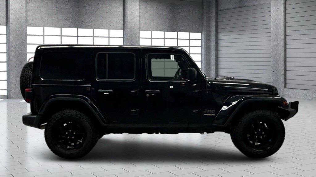 2018 Jeep Wrangler Unlimited Image 2