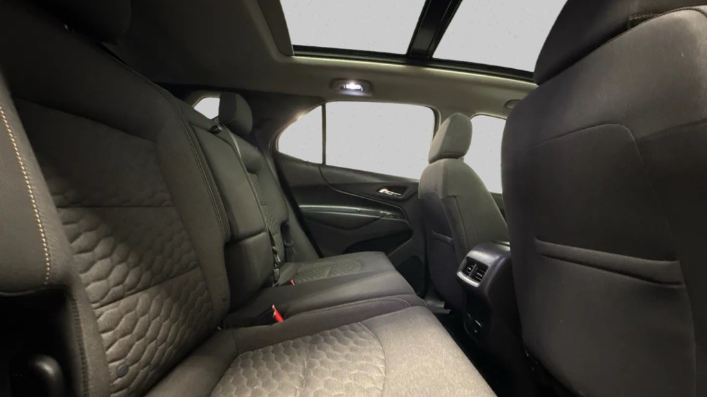 2018 Chevrolet Equinox Image 12