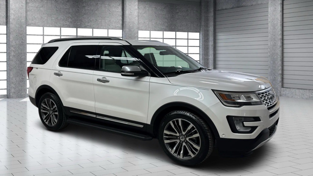 2017 Ford Explorer Image 1