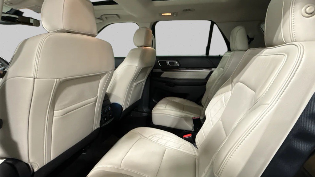 2017 Ford Explorer Image 11