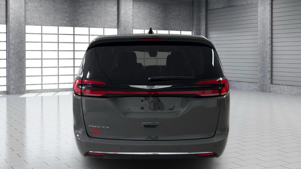 2023 Chrysler Pacifica Image 5
