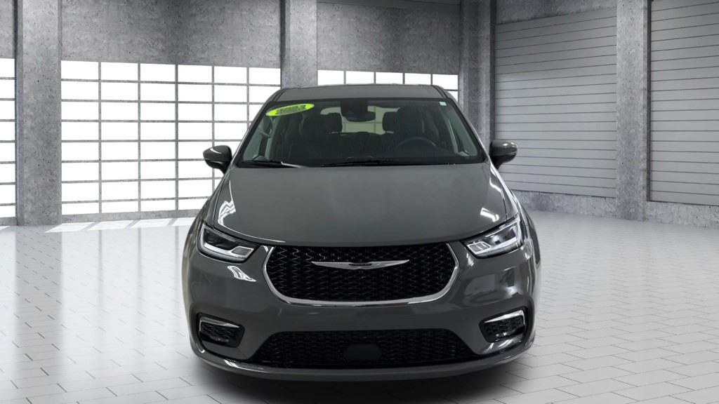 2023 Chrysler Pacifica Image 6