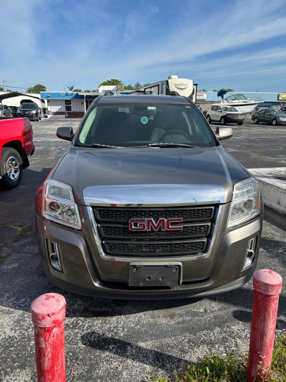 2010 GMC Terrain Image 1