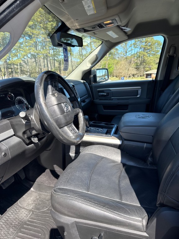 2013 RAM 1500 Image 3