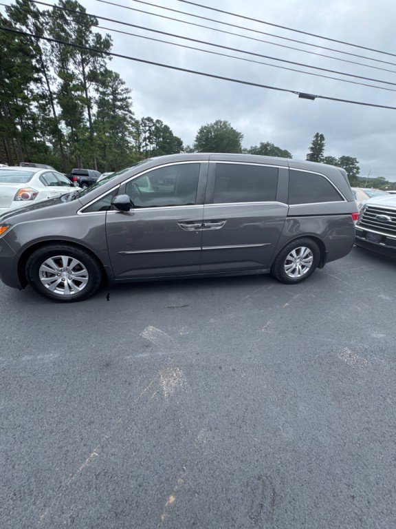 2014 Honda Odyssey Image 2