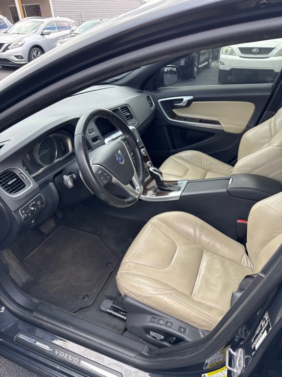 2015 Volvo S60 Image 3
