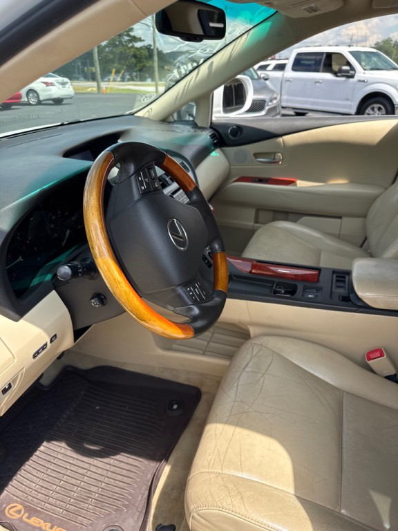 2010 Lexus RX Image 3
