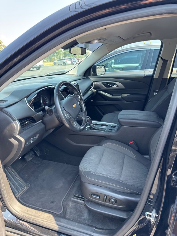 2018 Chevrolet Traverse Image 3
