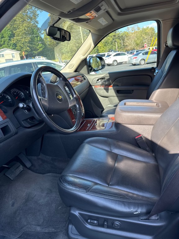 2012 Chevrolet Tahoe Image 3