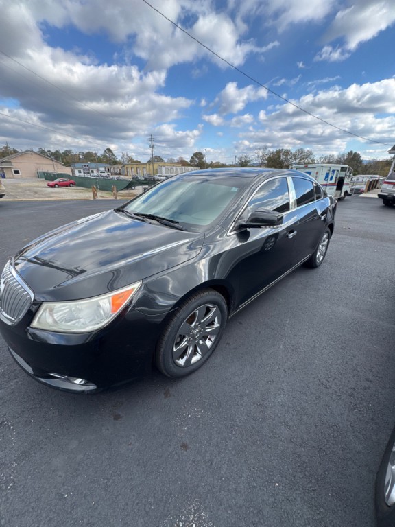 2010 Buick Lacrosse Image 2
