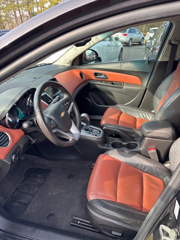 2014 Chevrolet Cruze Image 3