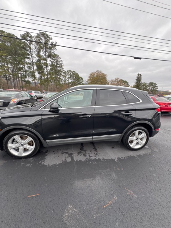 2015 Lincoln MKC Image 2