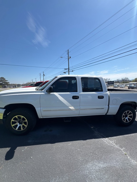 2007 Chevrolet Silverado 1500 Image 2