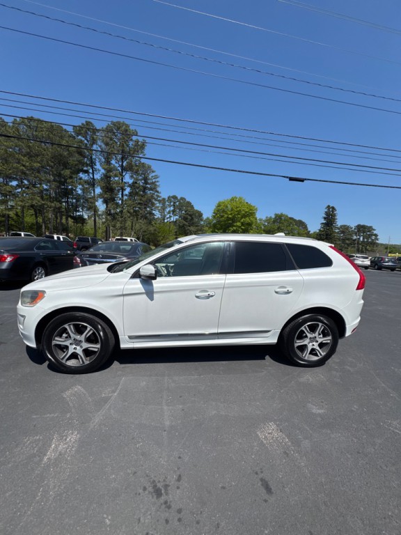 2015 Volvo XC60 Image 2