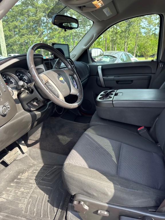 2010 Chevrolet Silverado 1500 Image 3