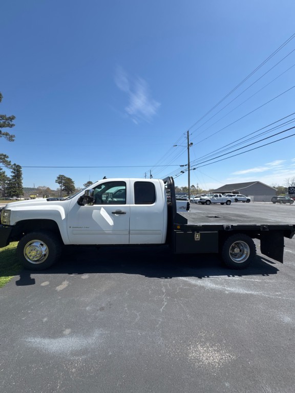2009 Chevrolet Silverado 1500 Image 2