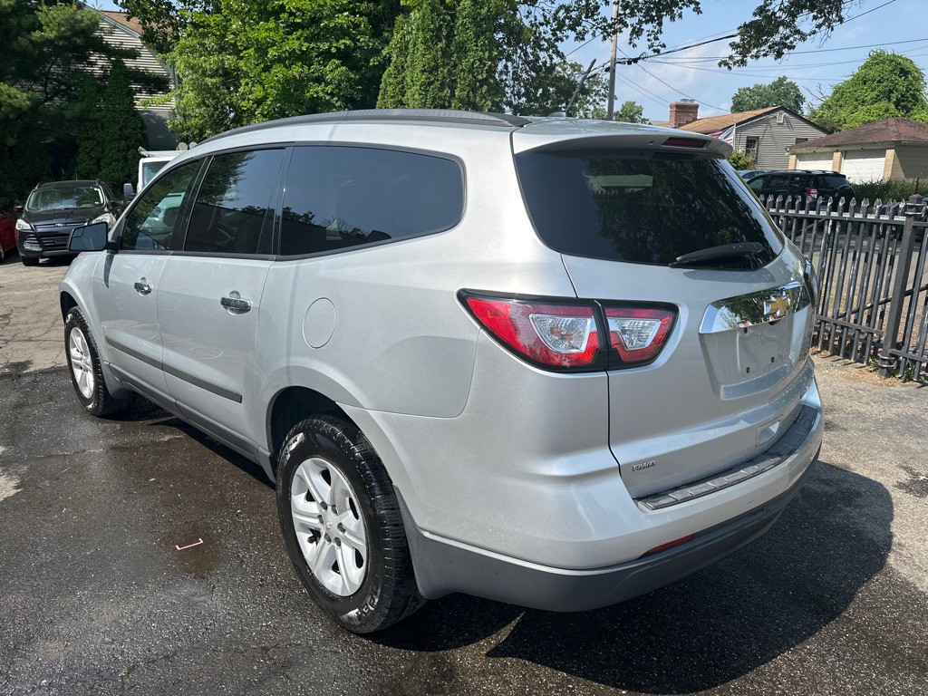2014 Chevrolet Traverse Image 3