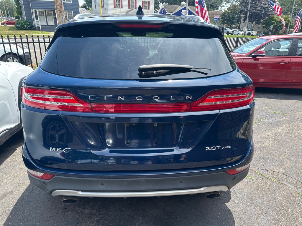 2018 Lincoln MKC Image 3