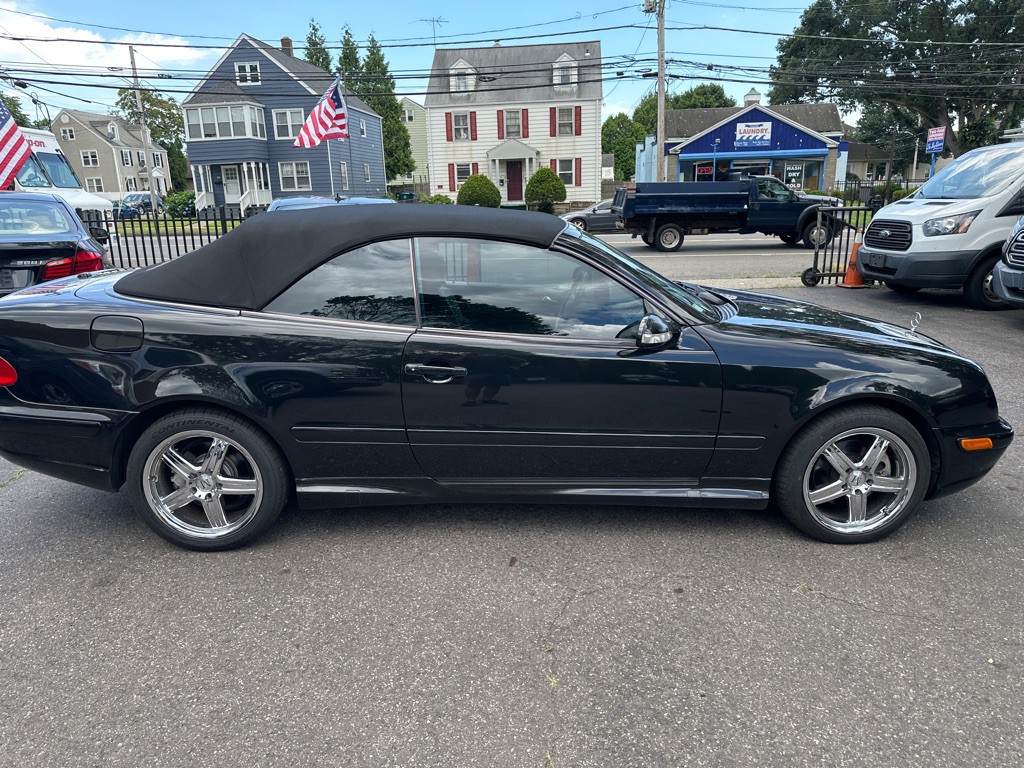 2001 Mercedes-Benz CLK-Class Image 6