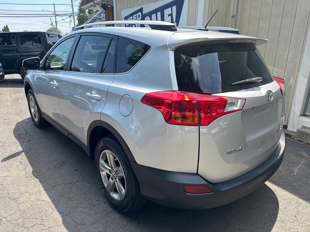 2015 Toyota Rav4 Image 3