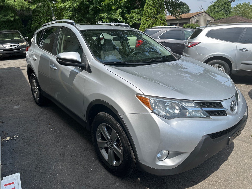 2015 Toyota Rav4 Image 6