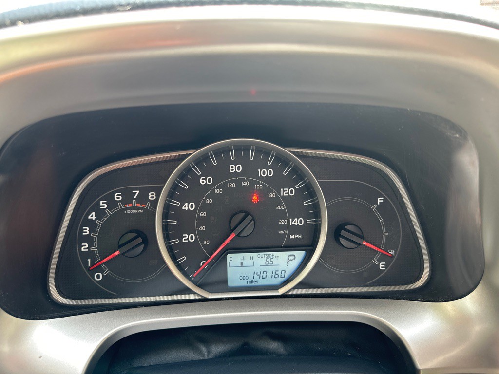 2015 Toyota Rav4 Image 10