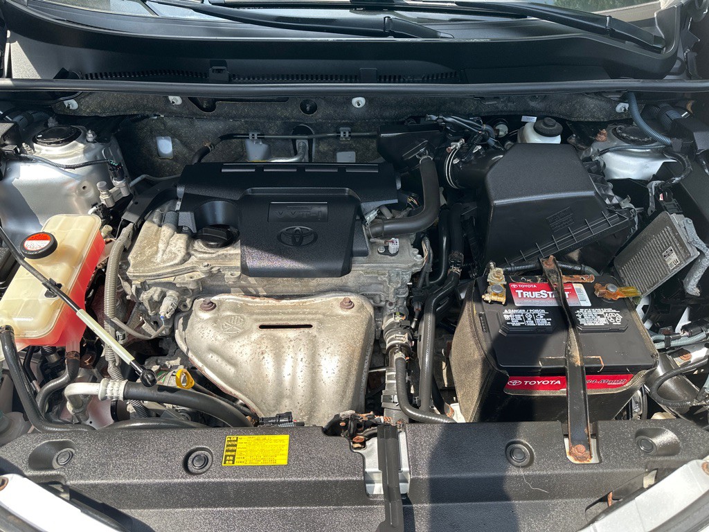 2015 Toyota Rav4 Image 13