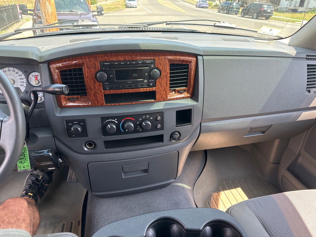 2006 Dodge Ram 2500 Image 11