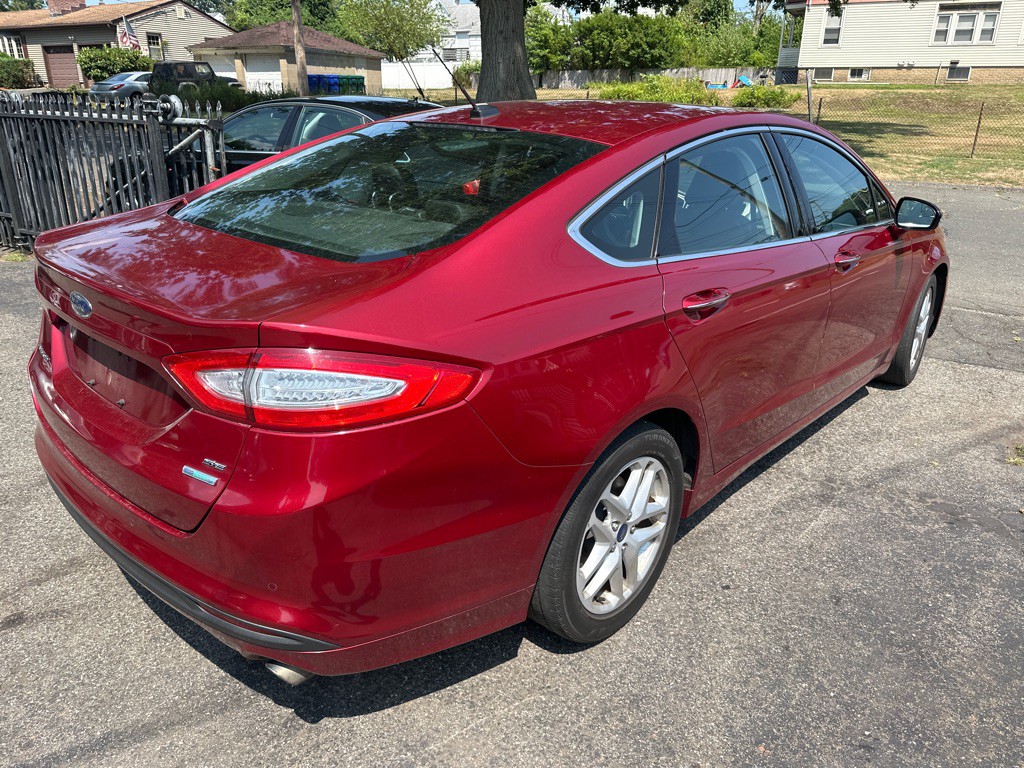 2016 Ford Fusion Image 5