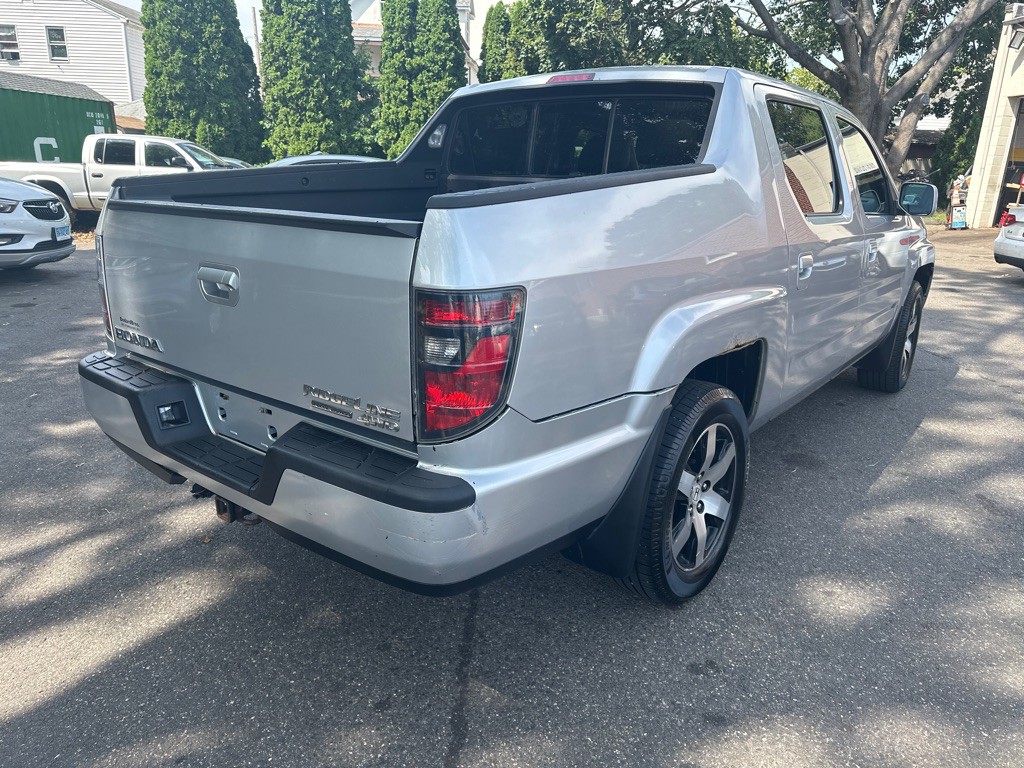 2014 Honda Ridgeline Image 5