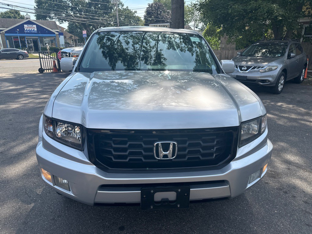 2014 Honda Ridgeline Image 8