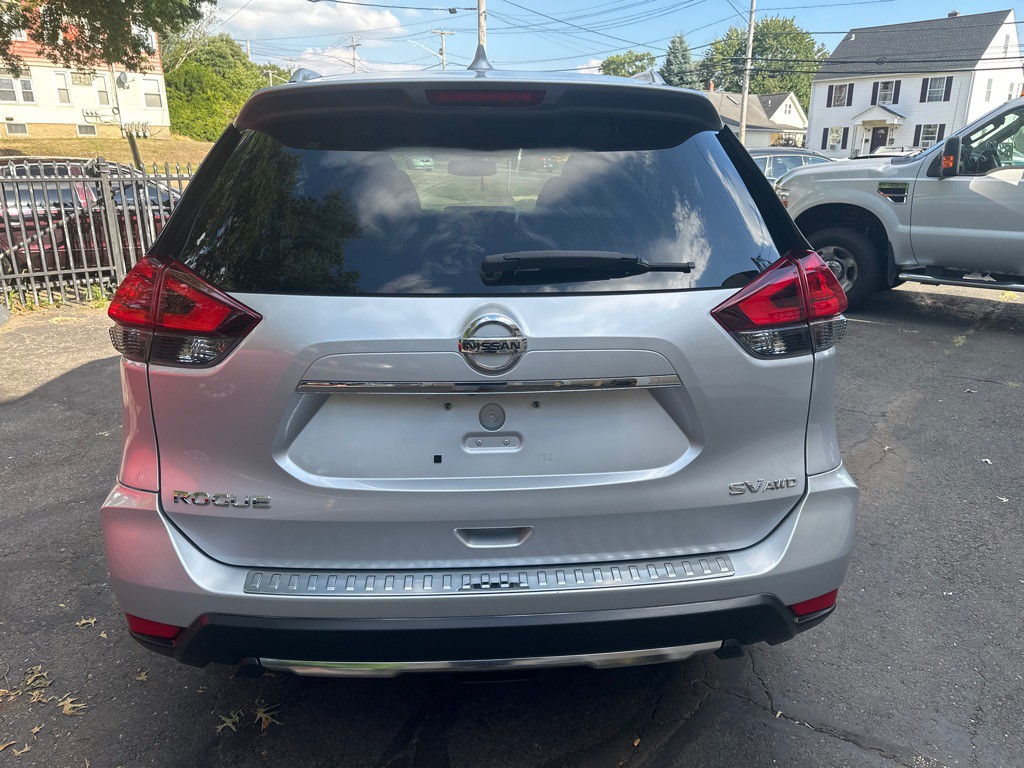2017 Nissan Rogue Image 4