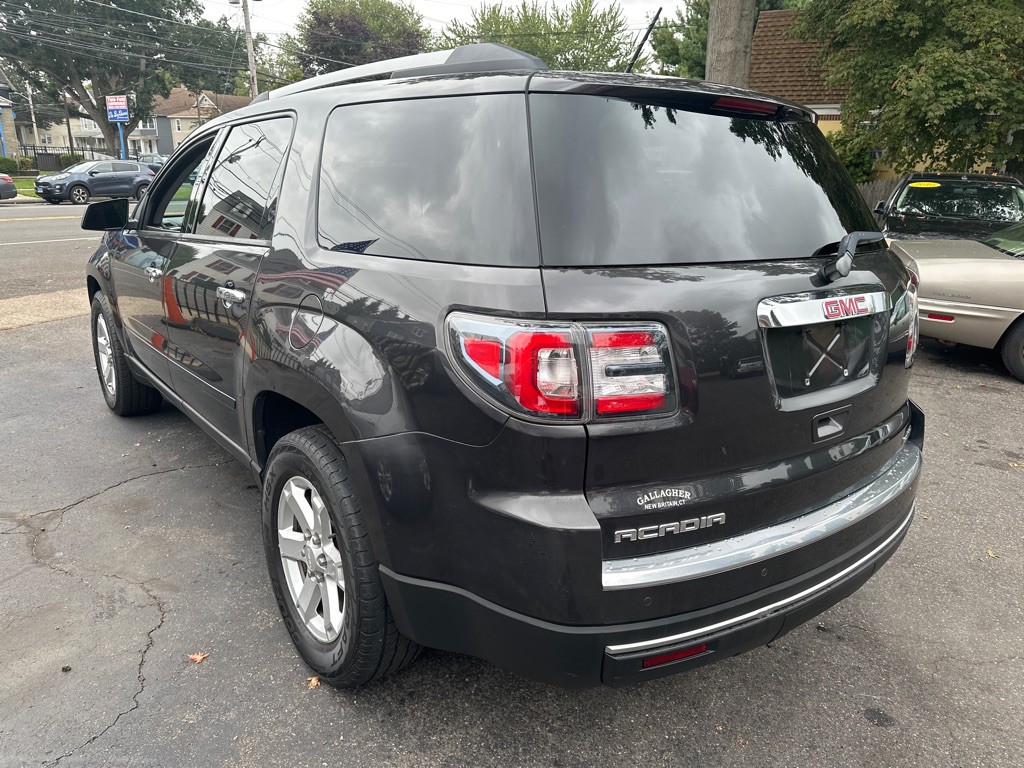 2015 GMC Acadia Image 3