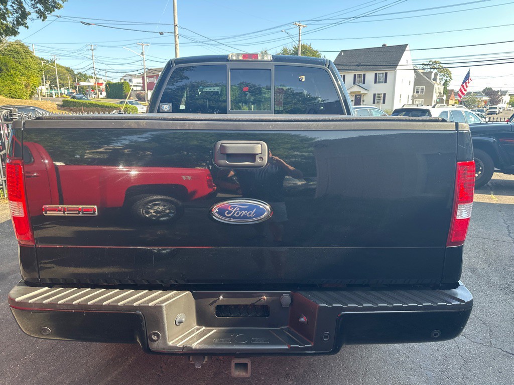 2005 Ford F-150 Image 4