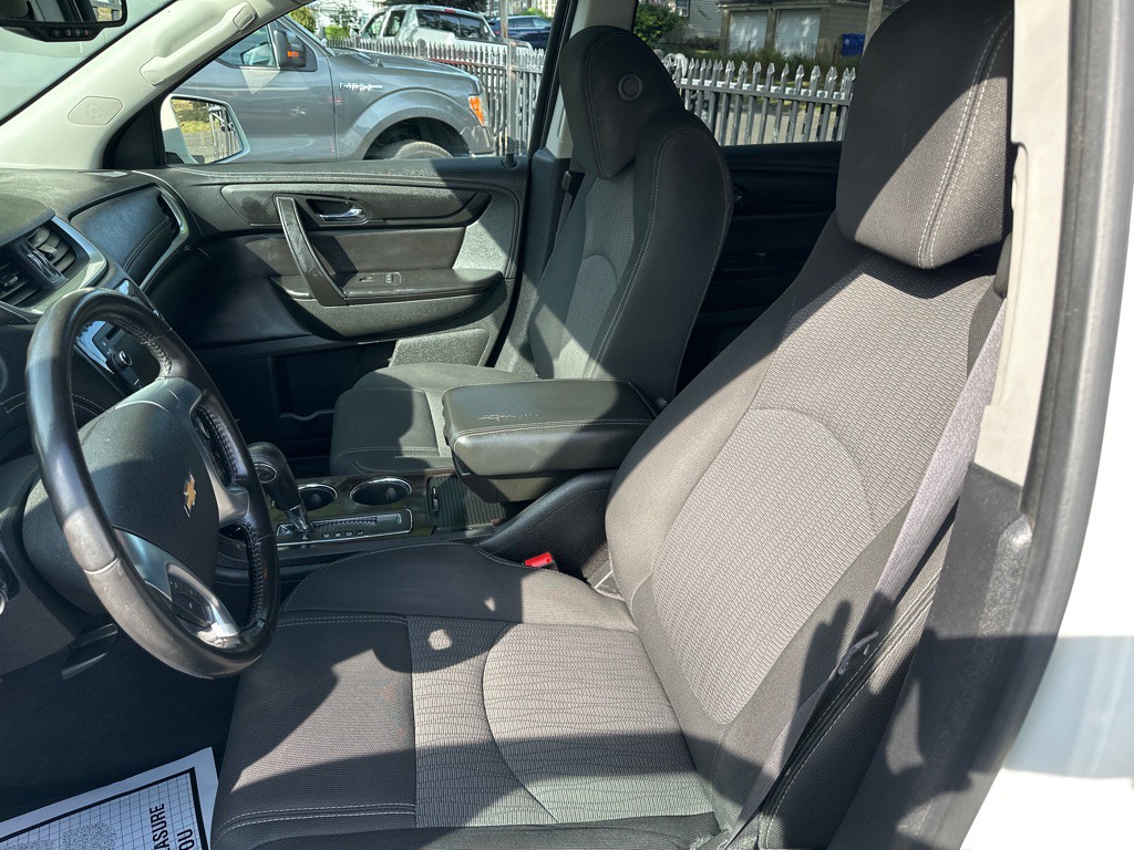 2015 Chevrolet Traverse Image 9