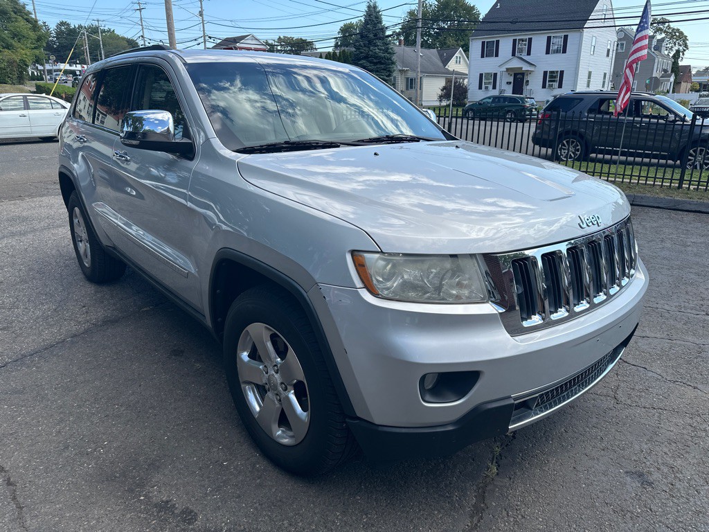 2013 Jeep Grand Cherokee Image 8