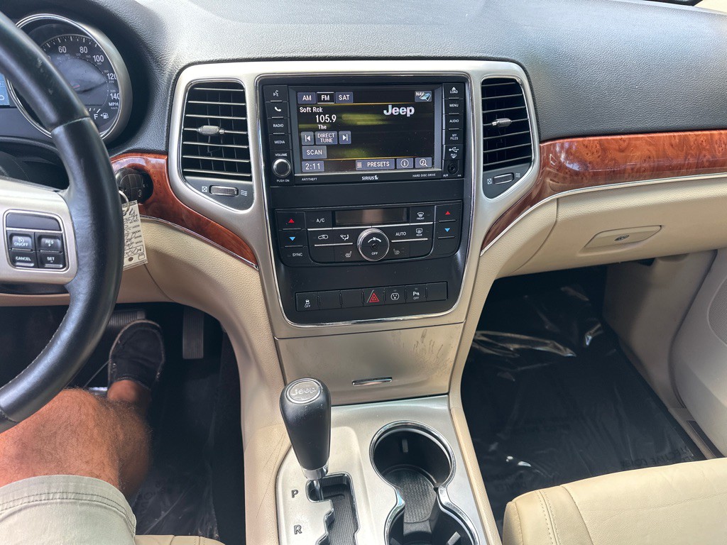 2013 Jeep Grand Cherokee Image 12