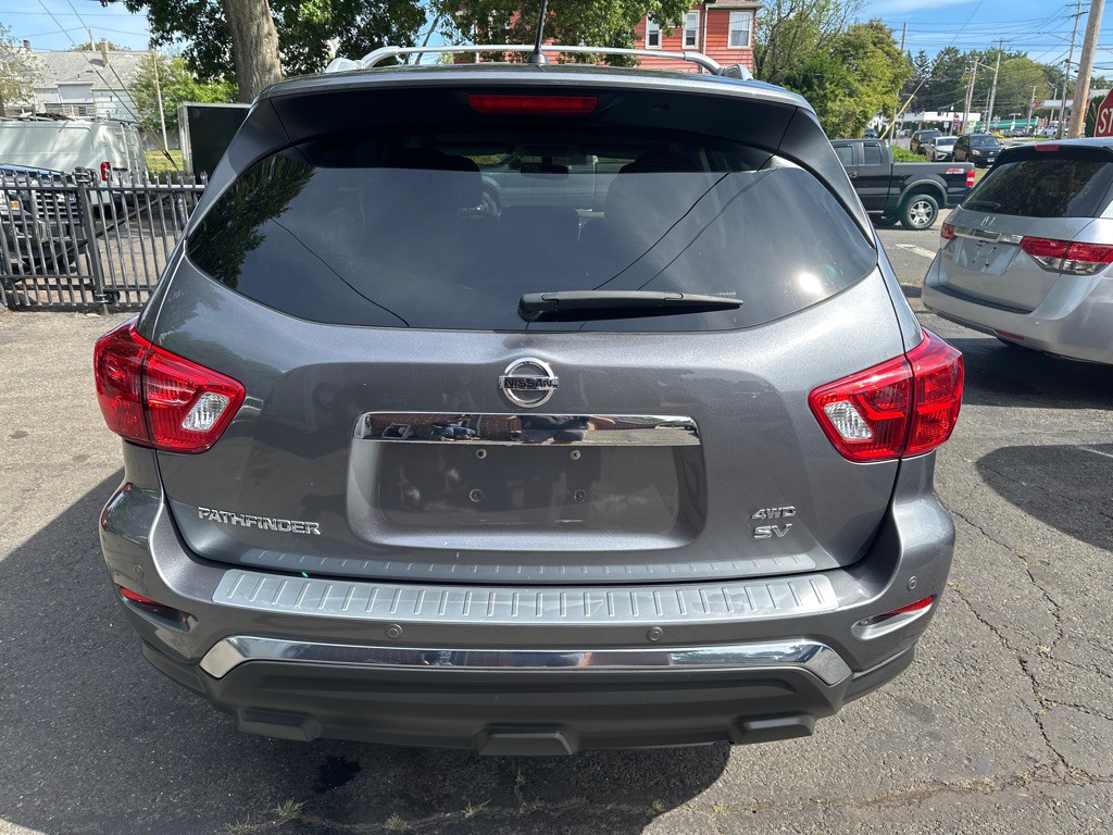 2017 Nissan Pathfinder Image 4