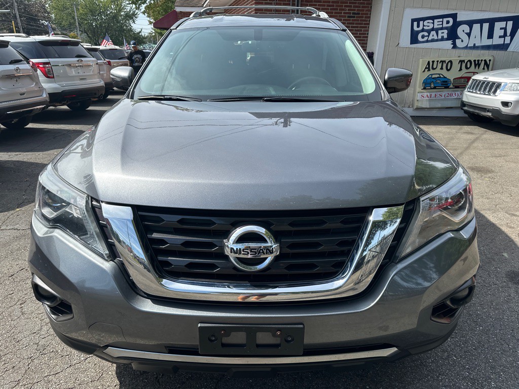 2017 Nissan Pathfinder Image 8
