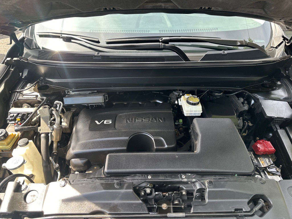 2017 Nissan Pathfinder Image 13