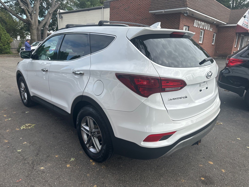 2017 Hyundai Santa Fe Sport Image 3
