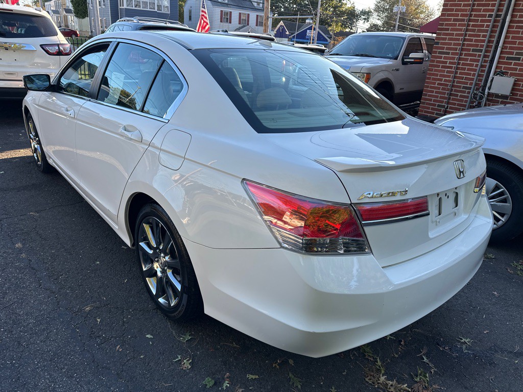 2012 Honda Accord Image 3